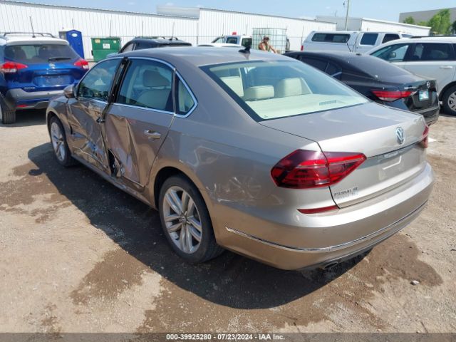 1VWGT7A38HC084163 Volkswagen Passat 1.8t Se