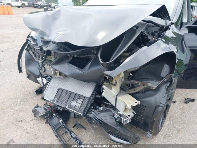 2024 TESLA MODEL Y 7SAYGDED1RF057360 Photo 5