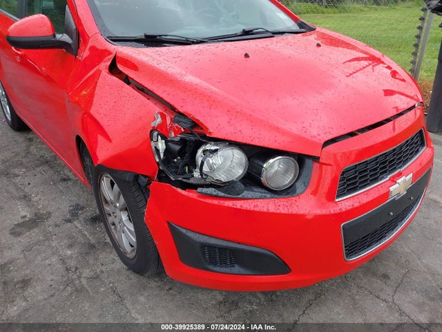 Chevrolet Sonic Lt Auto 2016 1G1JC5SH6G4112907 Image 6