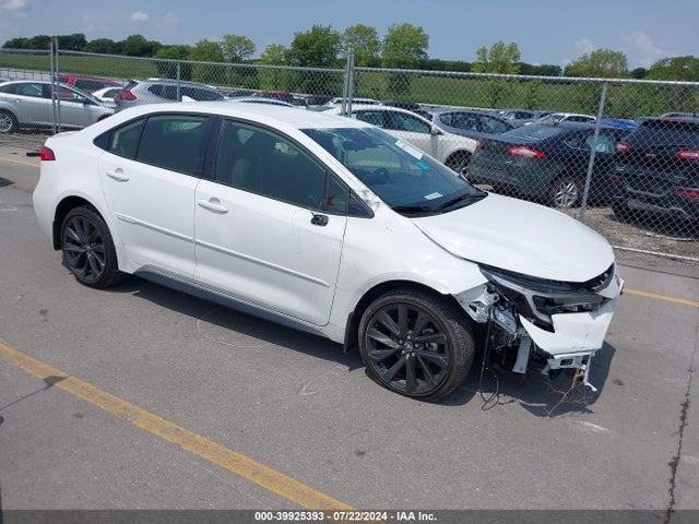 2024 JTDBCMFE1R3042098 main image