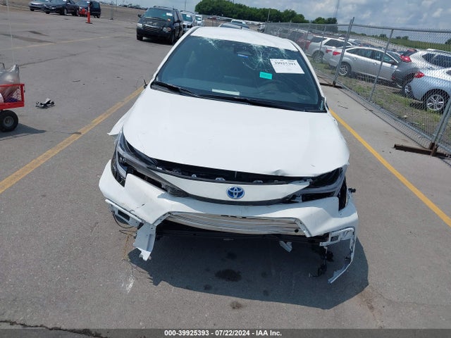 Toyota Corolla Hybrid Se 2024 JTDBCMFE1R3042098 Image 13