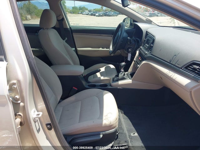 Hyundai ELANTRA SE 2017 5NPD74LF7HH144440 Image 5