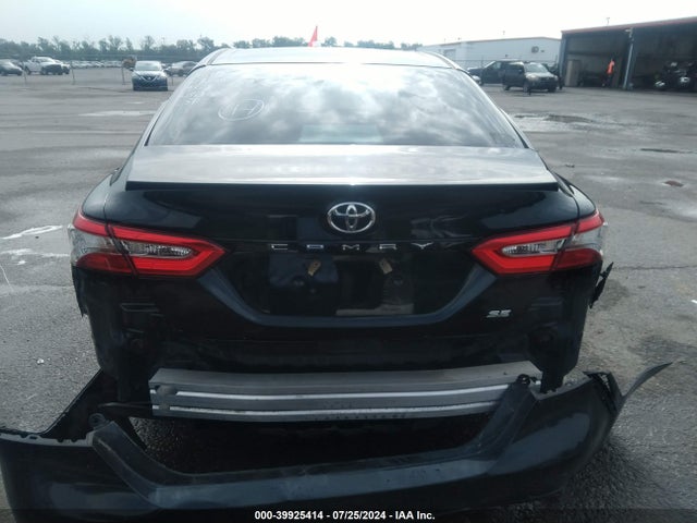 Toyota CAMRY SE 2018 4T1B11HK3JU634068 Image 16