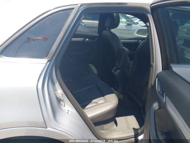 WA1HCCFS8JR007175 Audi Q3 2.0t Premium/2.0t Sport Premium