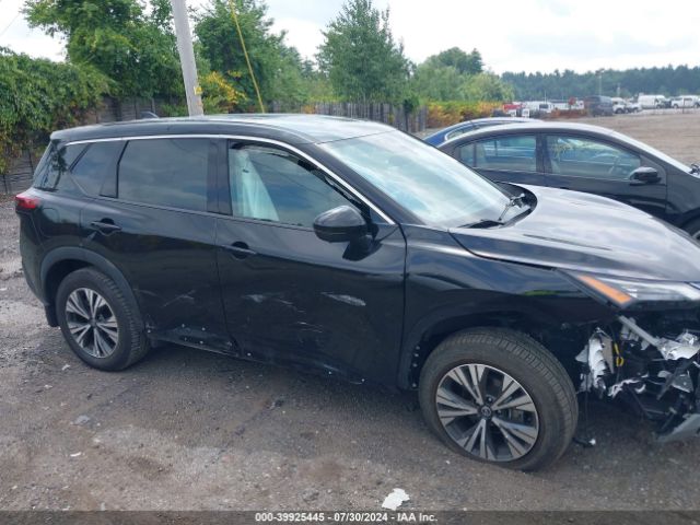 5N1AT3BBXMC818993 Nissan Rogue Sv Intelligent Awd