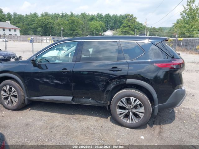 5N1AT3BBXMC818993 Nissan Rogue Sv Intelligent Awd