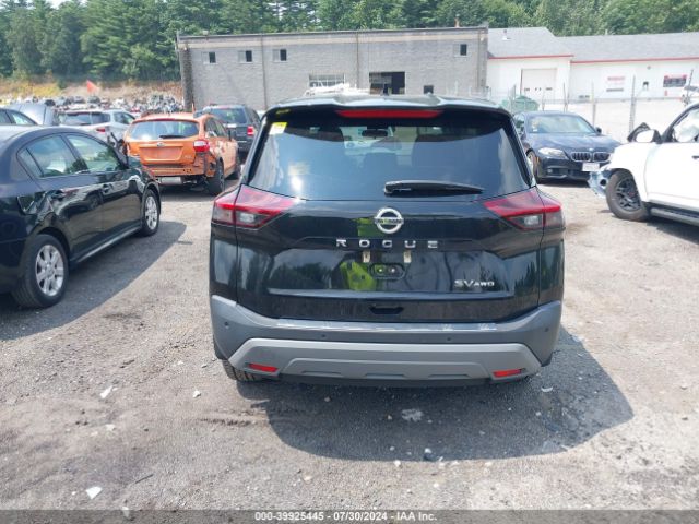 5N1AT3BBXMC818993 Nissan Rogue Sv Intelligent Awd