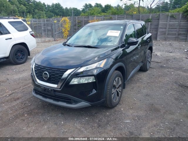 5N1AT3BBXMC818993 Nissan Rogue Sv Intelligent Awd