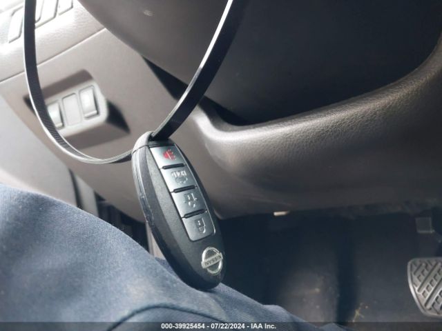 3N1AB7AP4KY430371 Nissan SENTRA SV