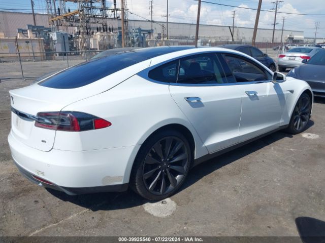 2014 TESLA MODEL S 5YJSA1H1XEFP36798 Photo 3