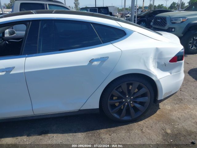2014 TESLA MODEL S 5YJSA1H1XEFP36798 Photo 5