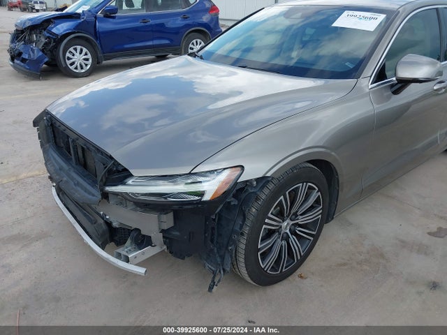 7JRA22TL3LG060318 Volvo S60 T6 Inscription