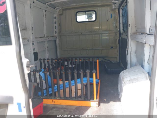 3C6TRVAG0JE127570 RAM Promaster 1500 Low Roof 136 Wb