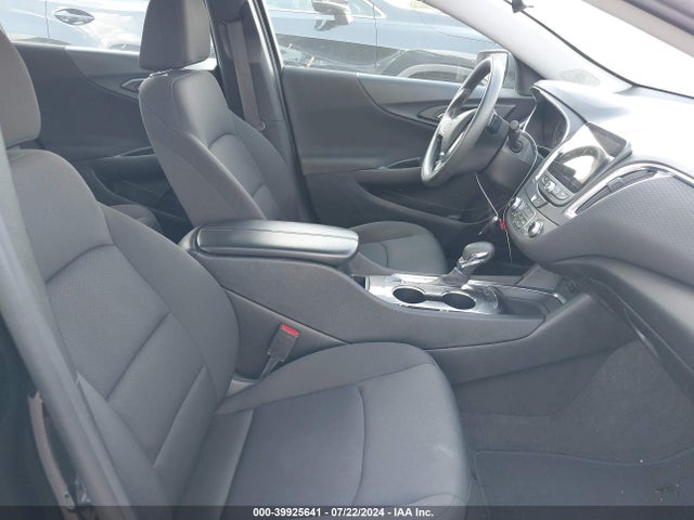 2021 Chevrolet Malibu Fwd Lt მანქანა იყიდება აუქციონზე, vin: 1G1ZD5ST6MF028073, აუქციონის ნომერი: 39925641