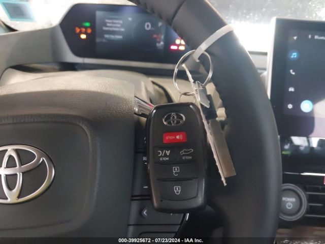 2024 TOYOTA BZ4X JTMABACA8RA062312 Photo 10