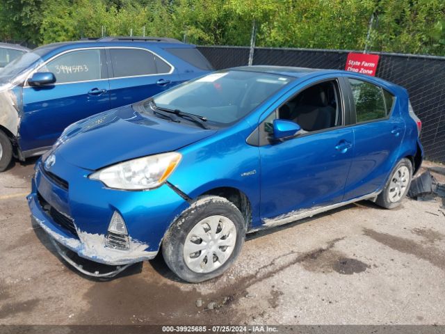 JTDKDTB34E1571675 Toyota Prius C Two
