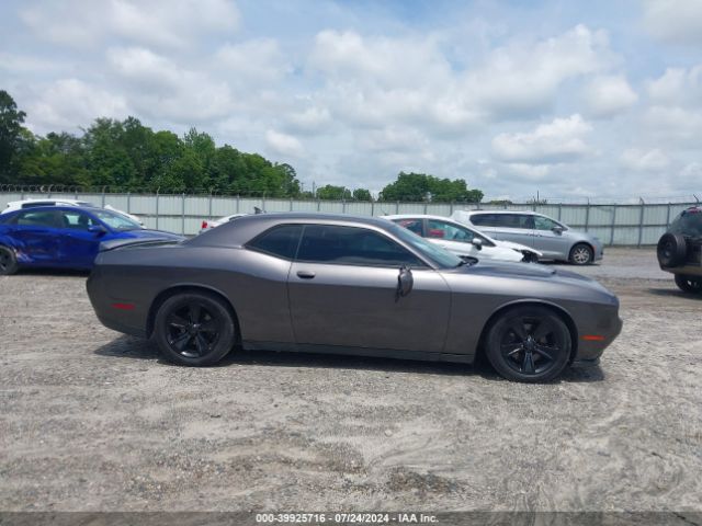 2C3CDZAG4FH712313 Dodge Challenger Sxt