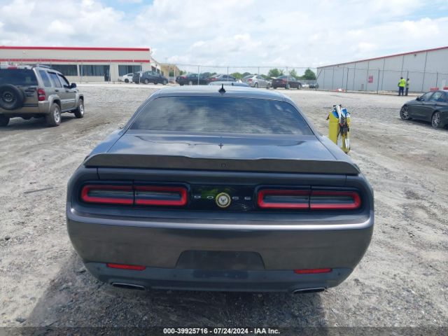 2C3CDZAG4FH712313 Dodge Challenger Sxt