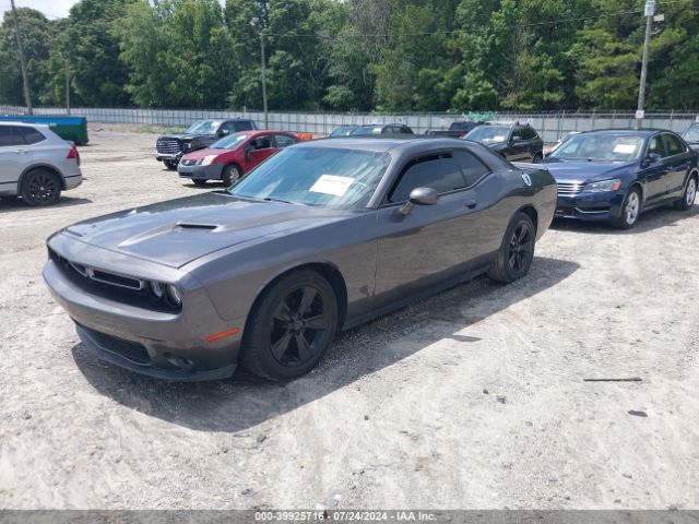 2C3CDZAG4FH712313 Dodge Challenger Sxt
