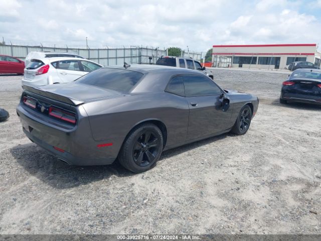 2C3CDZAG4FH712313 Dodge Challenger Sxt