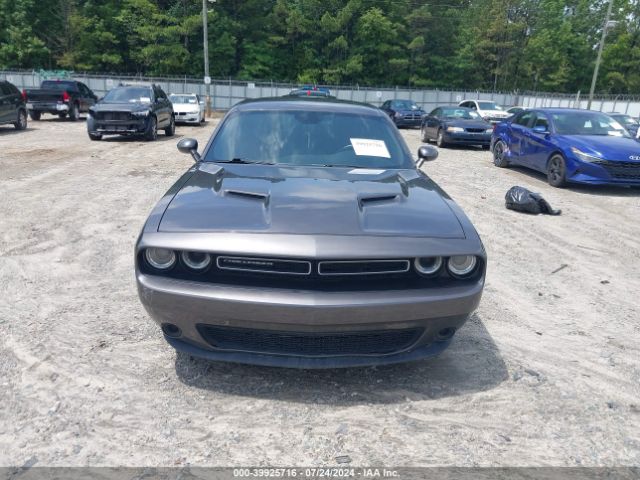 2C3CDZAG4FH712313 Dodge Challenger Sxt