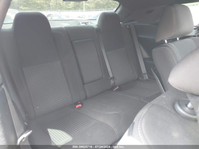 2C3CDZAG4FH712313 Dodge Challenger Sxt