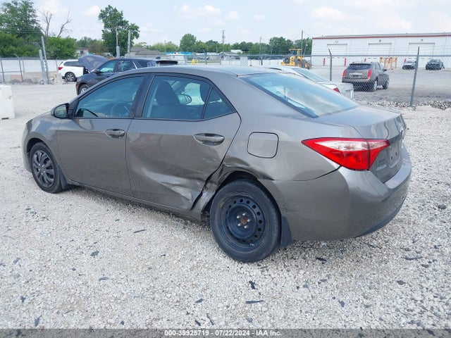 Toyota COROLLA LE 2017 2T1BURHE1HC908427 Image 3