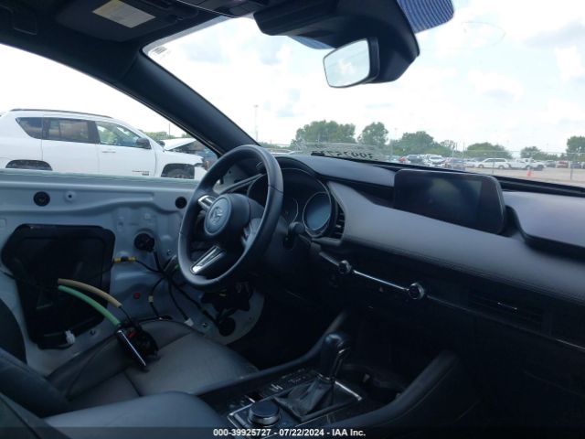 JM1BPBNM8L1153462 Mazda Mazda3 Premium Package