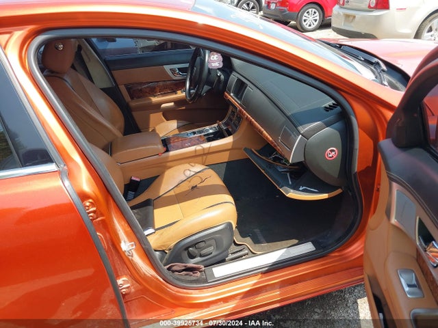 2012 JAGUAR XF SAJWA0HB4CLS26785 Photo 4