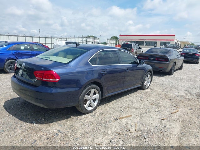 39925743 :رقم المزاد ، 1VWBH7A39CC066212 vin ، 2012 Volkswagen Passat 2.5l Se مزاد بيع