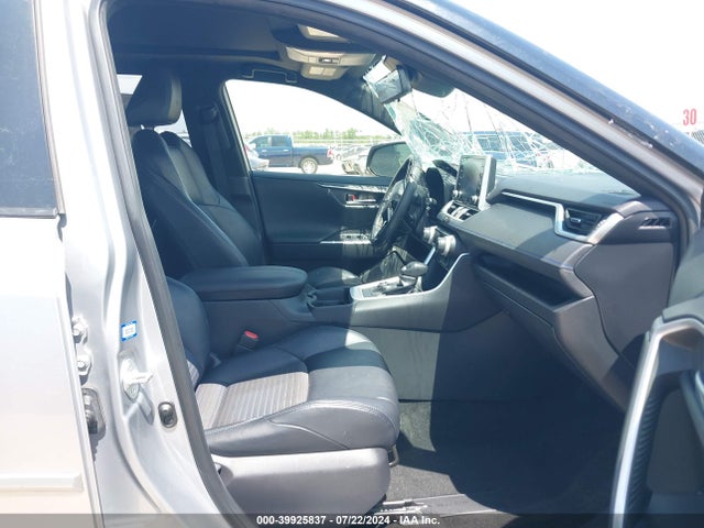 JTMEWRFV5KD519388 Toyota Rav4 Hybrid Xse