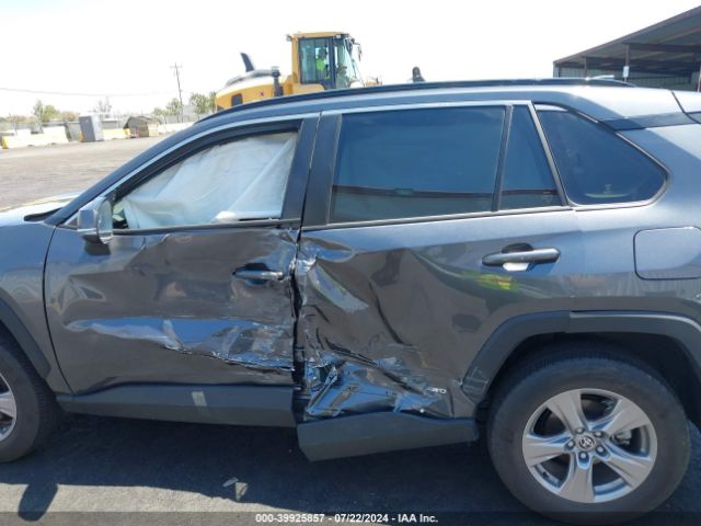 JTMRWRFV1ND158330 Toyota Rav4 Hybrid Xle