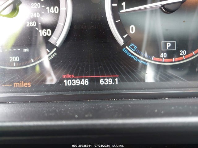 BMW 550i 2015 WBAKN9C51FD682343 Image 15