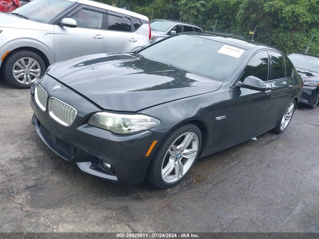 BMW 550i 2015 WBAKN9C51FD682343 Image 2