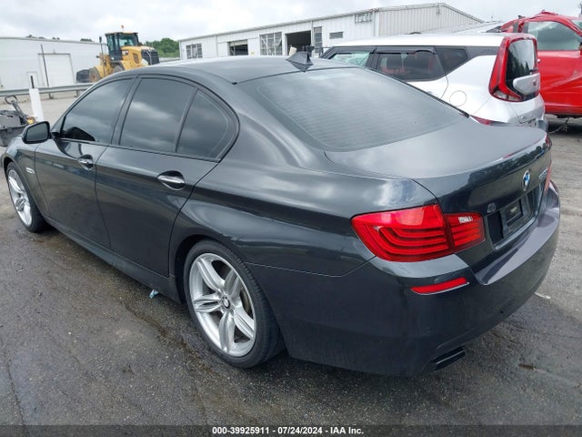 BMW 550i 2015 WBAKN9C51FD682343 Image 3