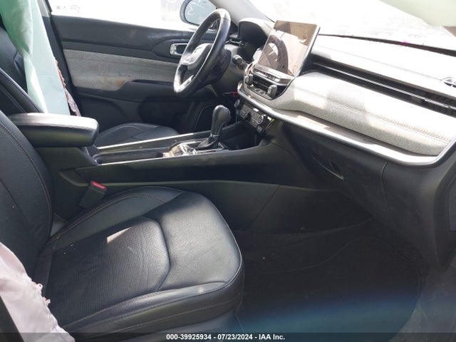 3C4NJDFB6NT113352 Jeep Compass Latitude Lux 4x4