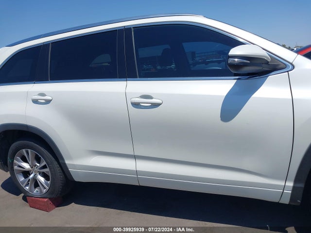 Toyota Highlander Xle V6 2014 5TDKKRFH0ES033654 Image 13