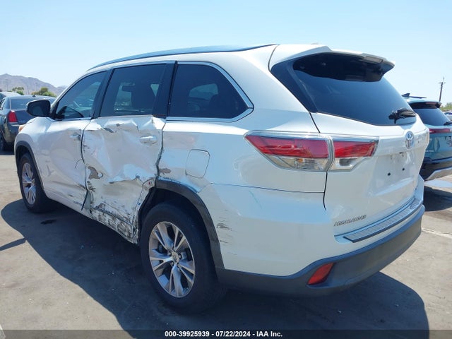 Toyota Highlander Xle V6 2014 5TDKKRFH0ES033654 Image 3