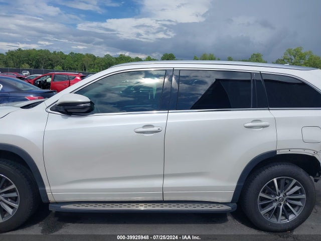 Toyota Highlander Xle 2018 5TDKZRFH0JS282719 Image 15