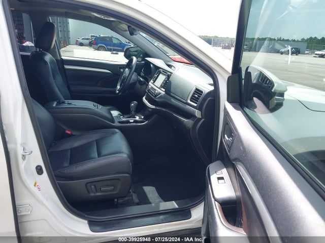Toyota Highlander Xle 2018 5TDKZRFH0JS282719 Image 5