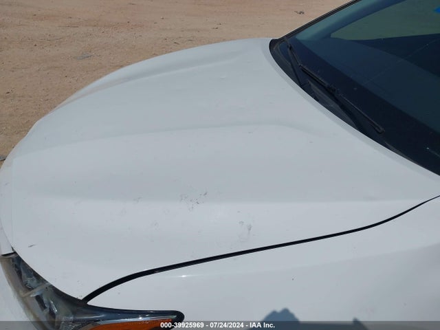 Toyota CAMRY LE 2019 4T1B11HK7KU845694 Image 17