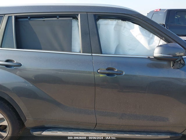 Toyota Highlander Xle 2024 5TDKDRAH9RS053005 Image 13