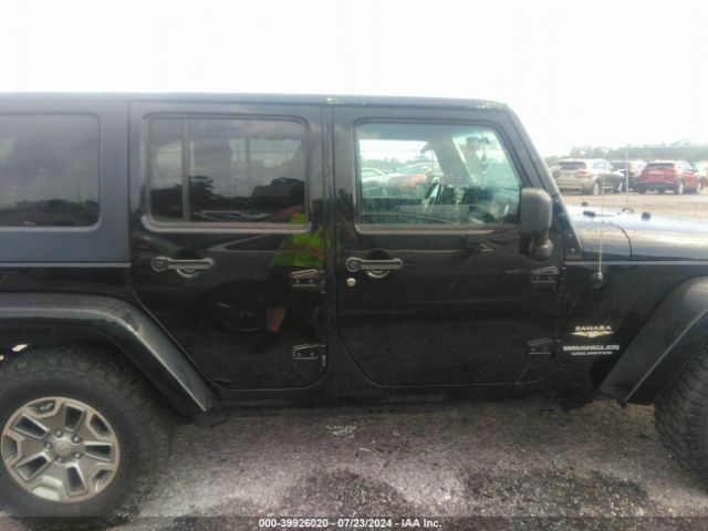1C4BJWEG8EL304553 Jeep Wrangler Unlimited Sahara