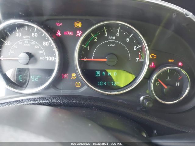 1C4BJWEG8EL304553 Jeep Wrangler Unlimited Sahara