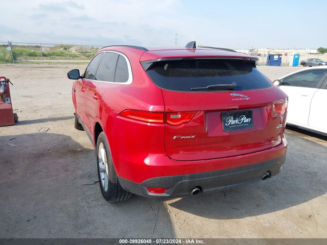 2020 JAGUAR F-PACE SADCJ2FXXLA630430 Photo 2
