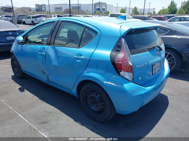 Toyota Prius C Two 2016 JTDKDTB38G1135916 Image 3