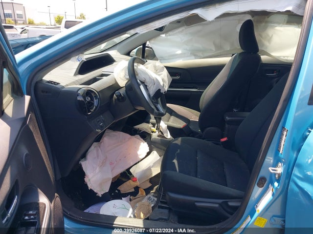 Toyota Prius C Two 2016 JTDKDTB38G1135916 Image 5
