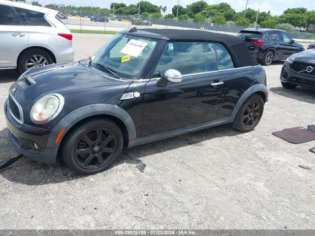 2010 MINI COOPER S WMWMS3C57ATY08878 Photo 1