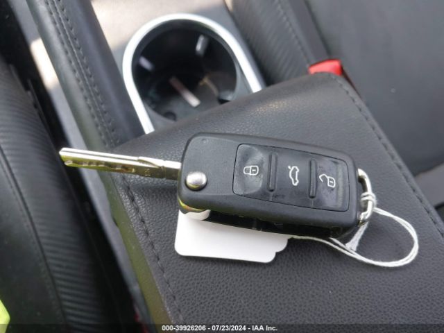 3VWJ17AT7FM641880 Volkswagen Beetle 1.8t
