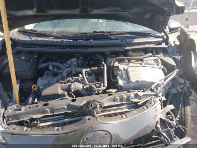 JTDKDTB3XE1569414 Toyota Prius C One